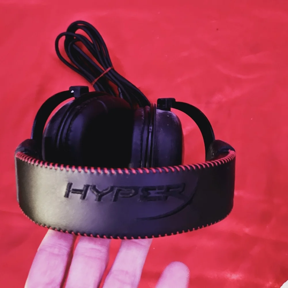 Gaming Headphones- Kingston Hypex Cloud Cove (Red)